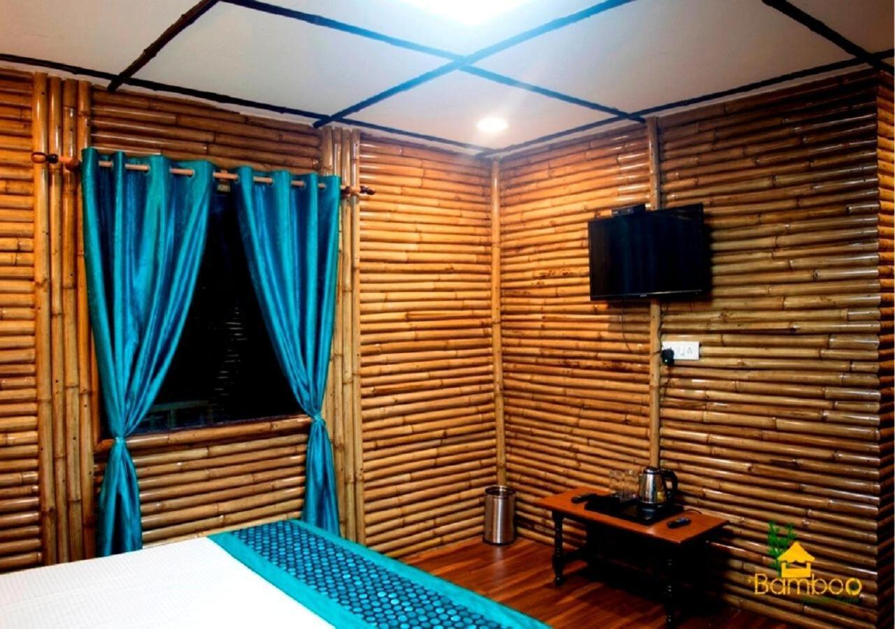 Bamboo Junction Resort - Kanatal, Valley & Mountain View Dhanaulti Dış mekan fotoğraf